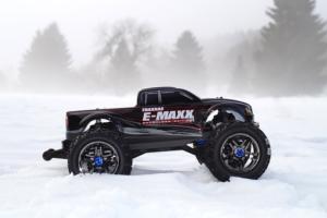 What Scale Is the Traxxas X-Maxx? - RC Tech Tips
