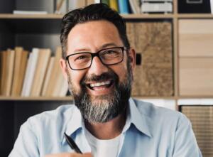 Traxxas Slash Ultimate VS VXL [2024 Comparison] - RC Tech Tips